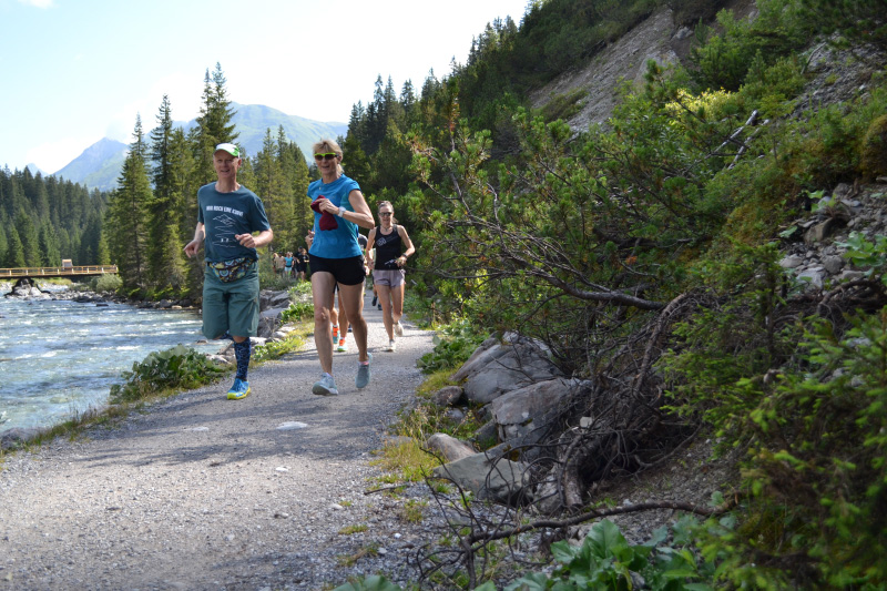 RUNNER'S WORLD CAMP Trail-Special
